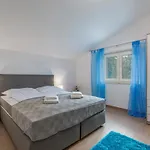 Karmen Villa *