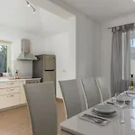 Karmen Villa Zikovici