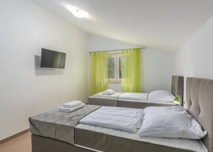 Karmen Vila Zikovici